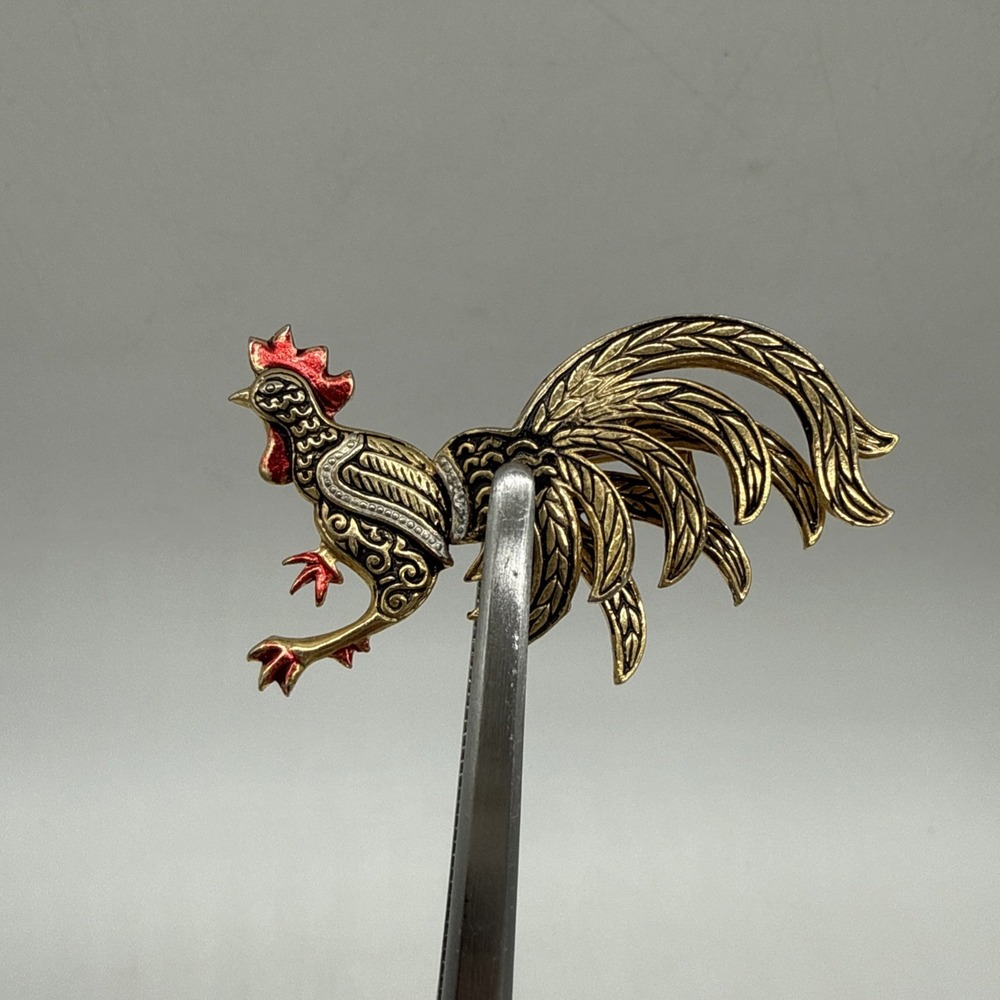 Rooster Gold Tone Brooch Pin